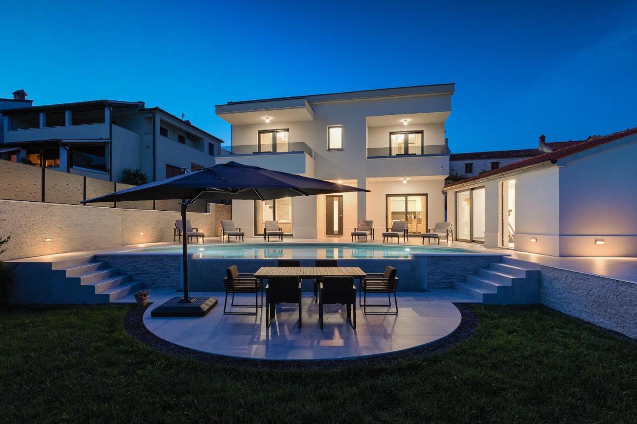 Villa Cascada Muntić Zewnętrze zdjęcie
